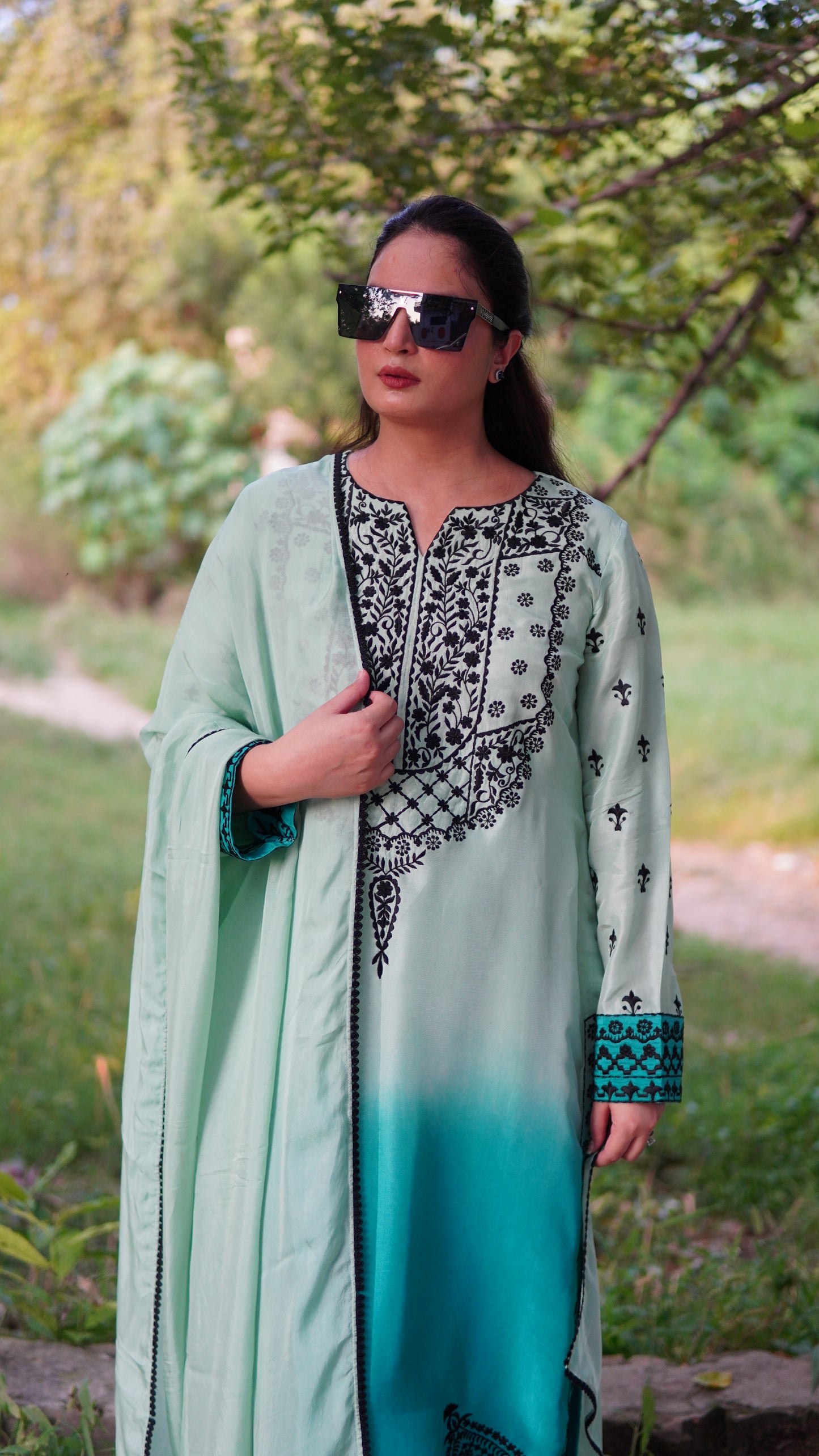 Luxury Pret Ombre Emborided Three Piece Dress - Menaalpret
