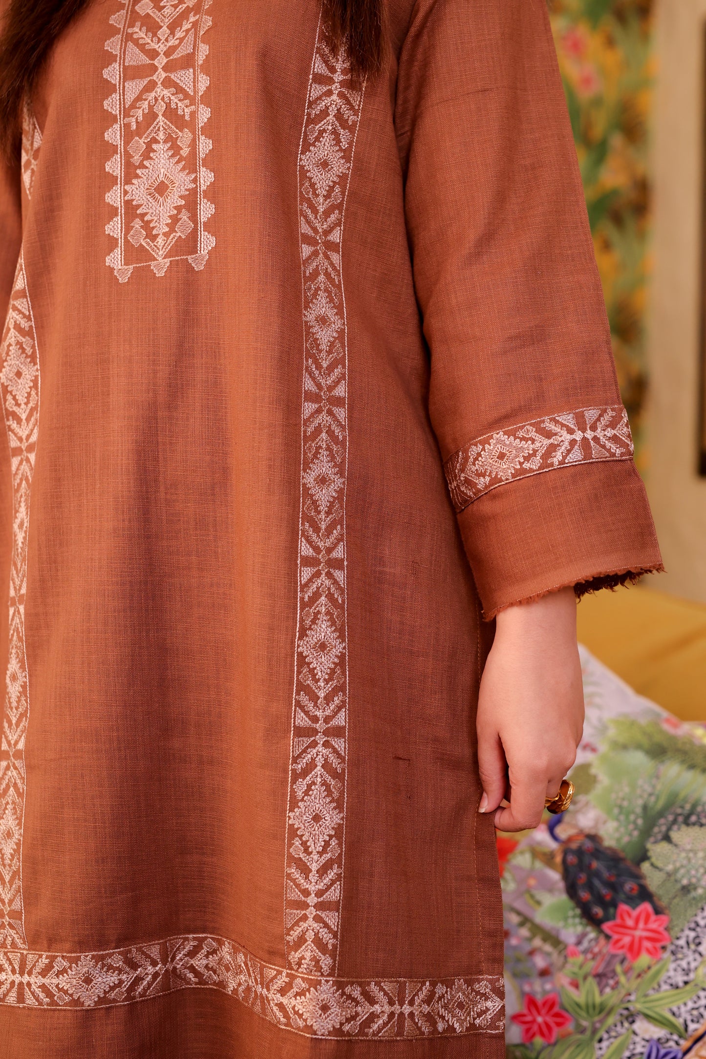 2-piece Brown Embroidered Khaddar Stitched Suit - Menaalpret