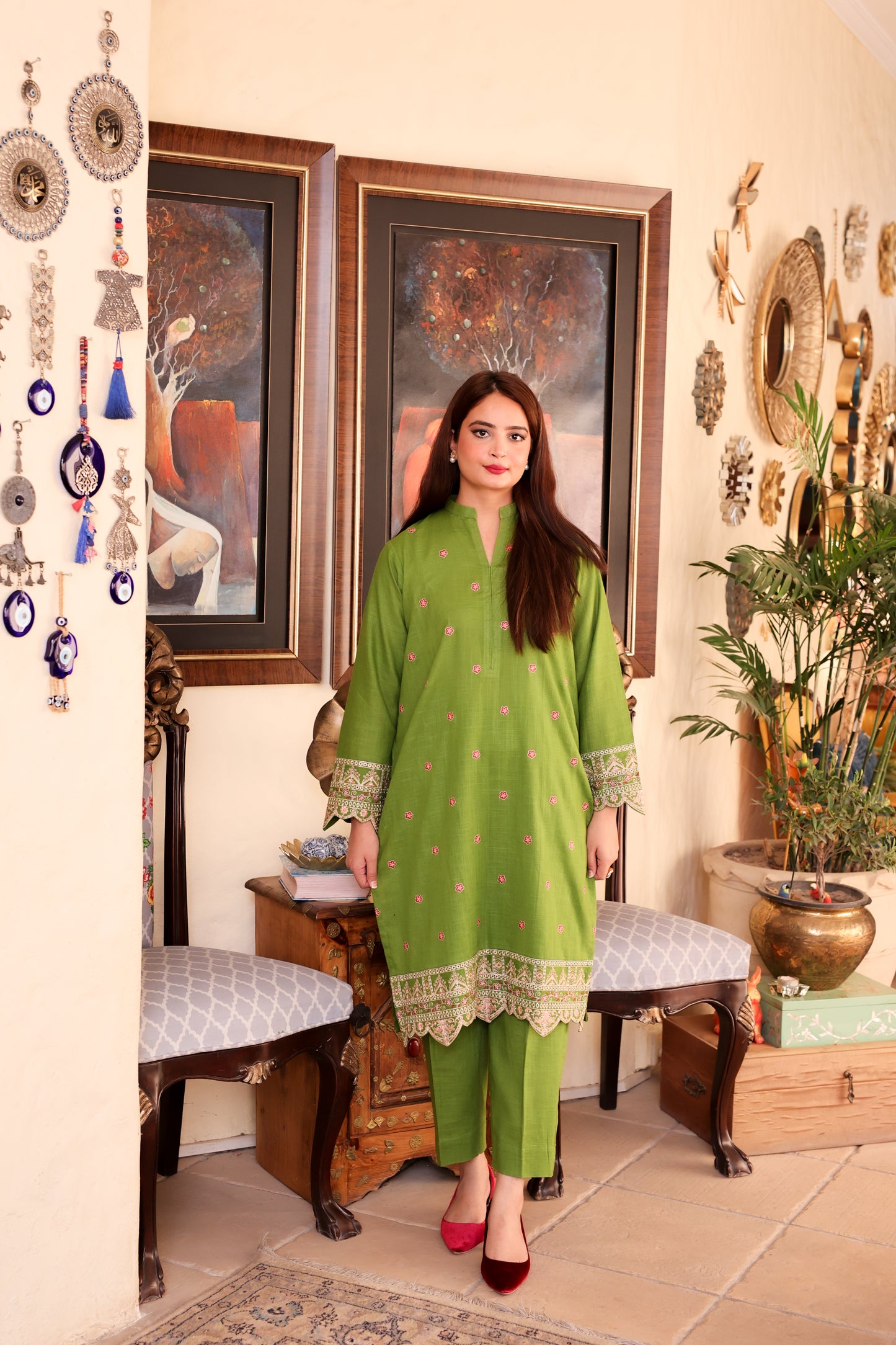 2-Piece Olive Green Embroidered Khaddar Stitched Suit - Menaalpret