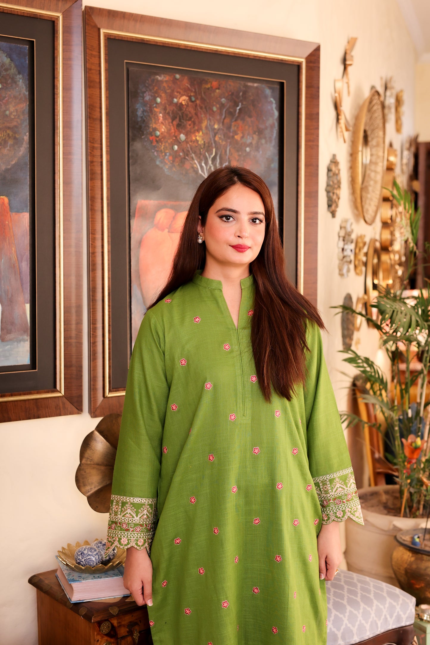 2-Piece Olive Green Embroidered Khaddar Stitched Suit - Menaalpret