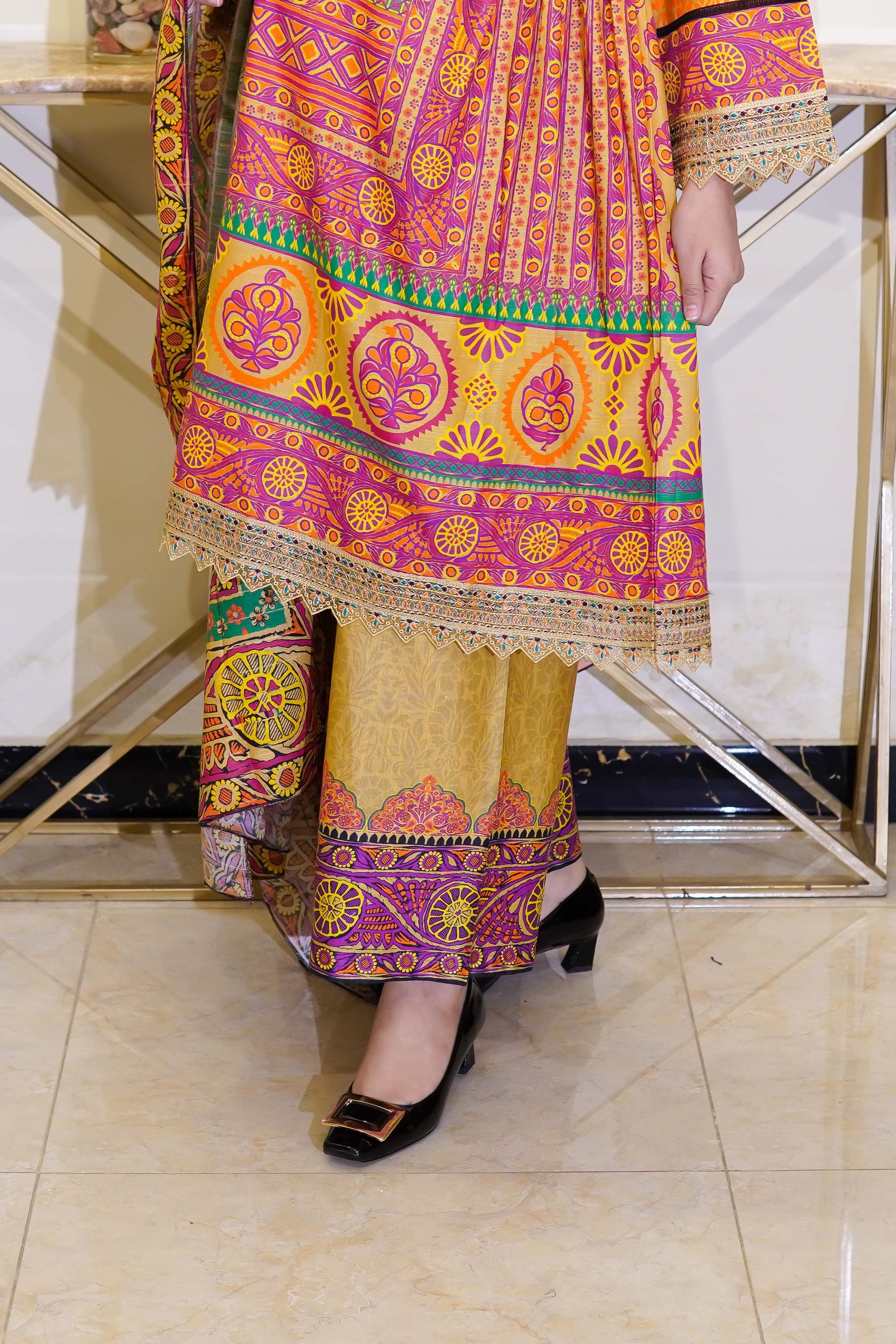 3-Piece Khaddar Embroided Stitched Frock - Menaalpret