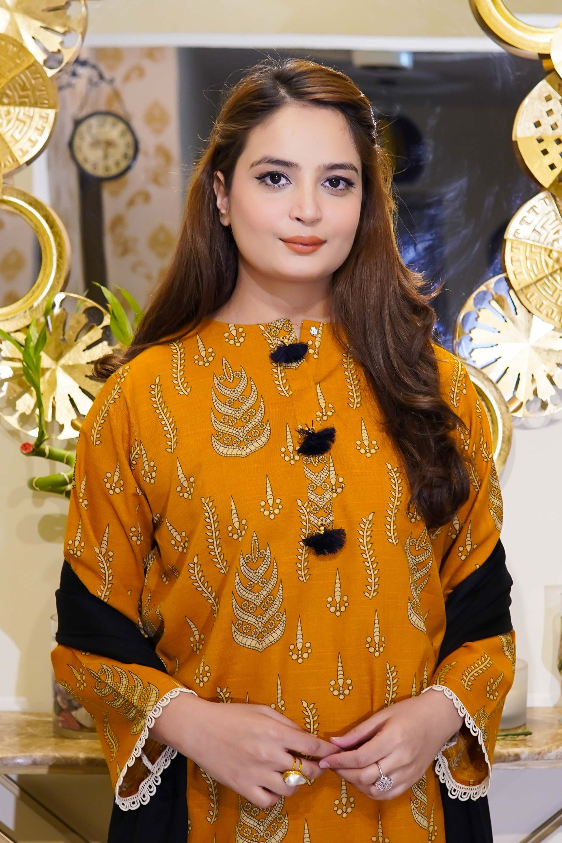 2-Piece Printed Khaddar Stitched Suit - Menaalpret