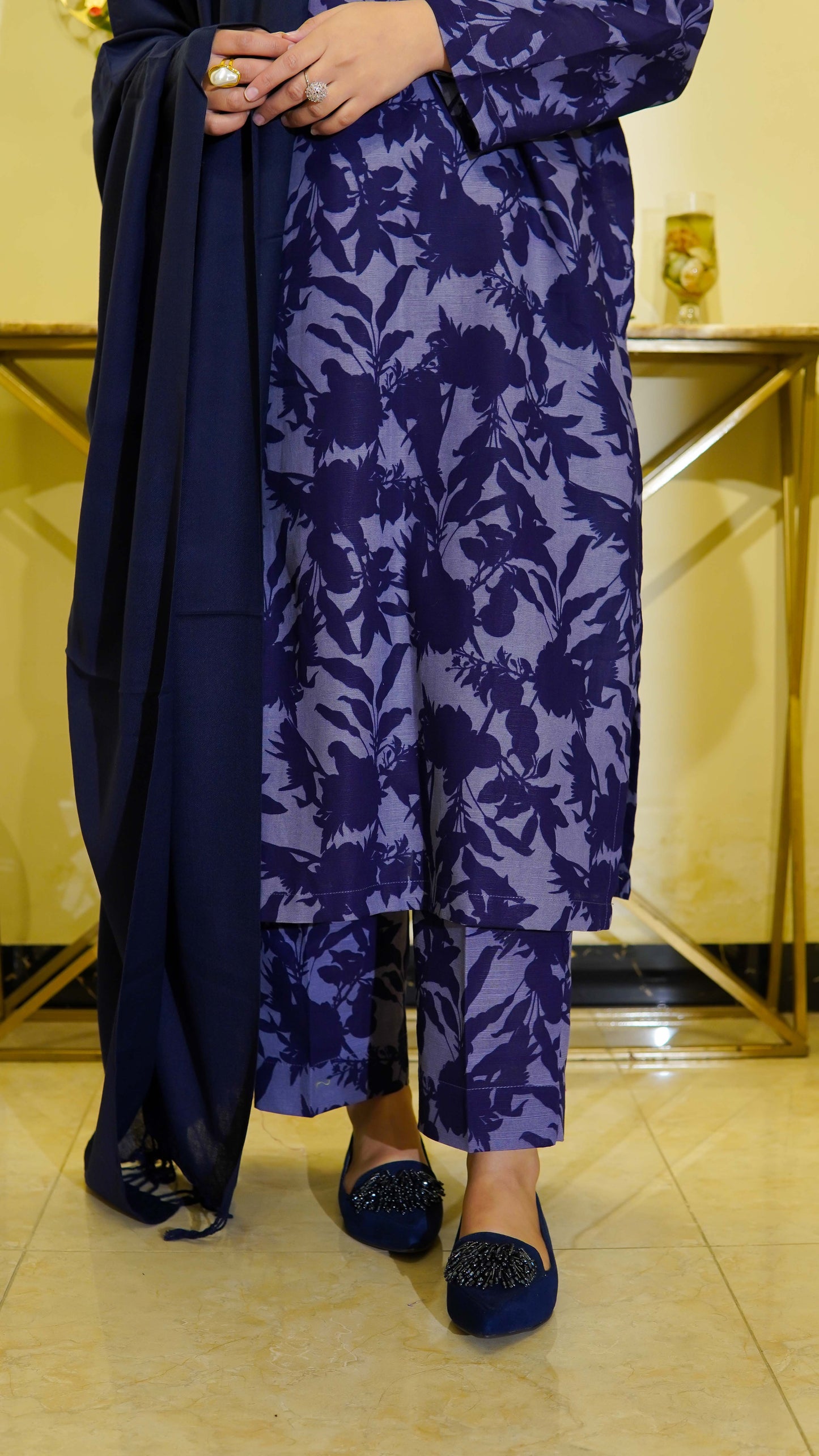 2-Piece Printed Khaddar Stitched Suit - Menaalpret