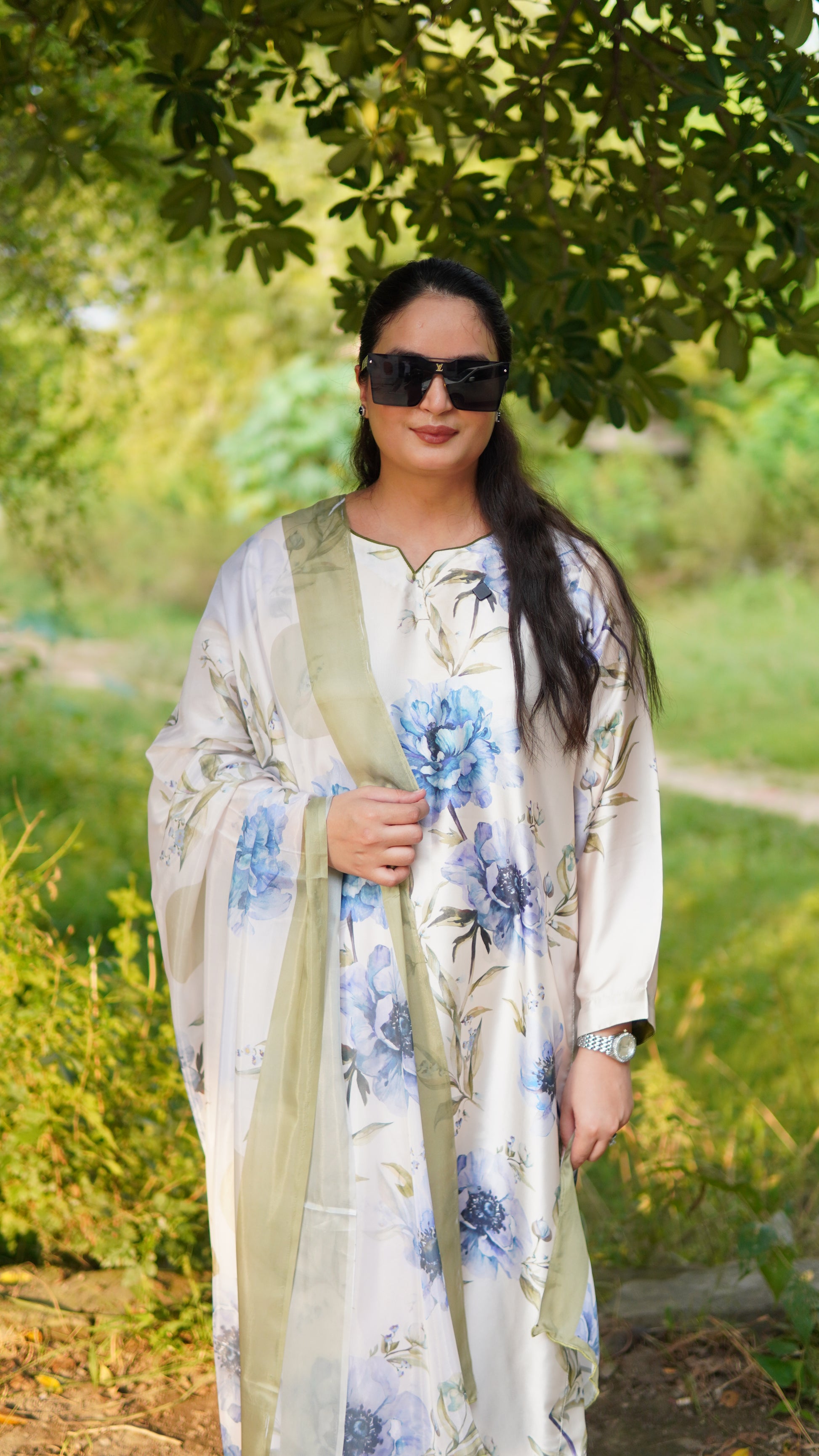 Premium Silk 3 Piece Stitched Dress – Floral Print - Menaalpret
