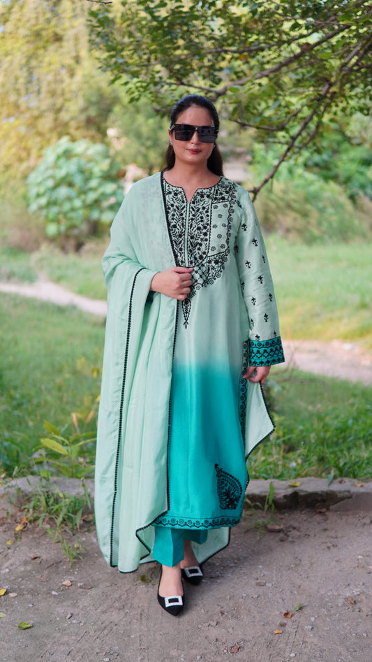 Luxury Pret Ombre Emborided Three Piece Dress - Menaalpret