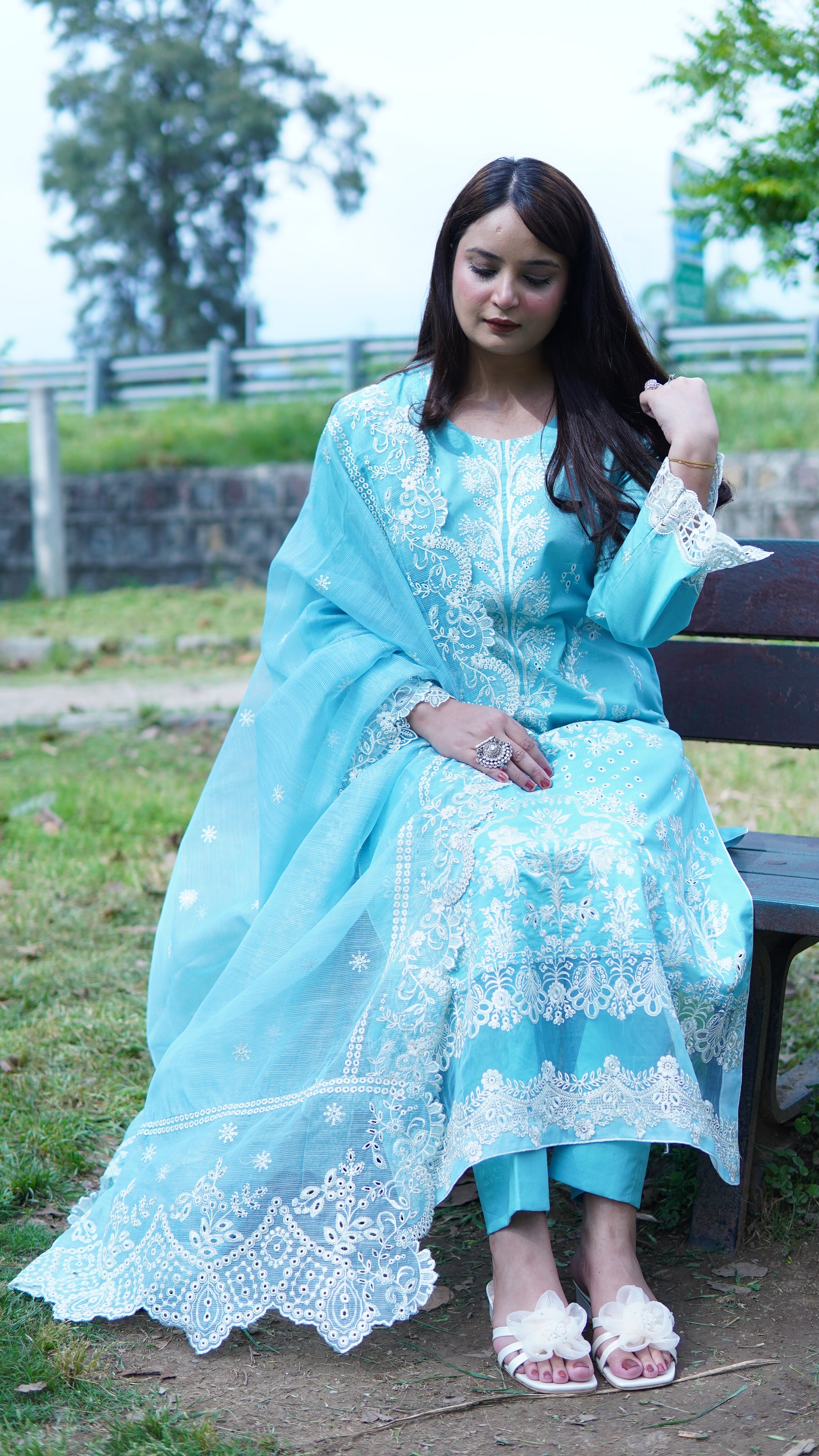 Luxury Ferozi Embroidered Lawn 3 Piece Stitched Suit with Khadi Net Embroidered Dupatta - Menaalpret