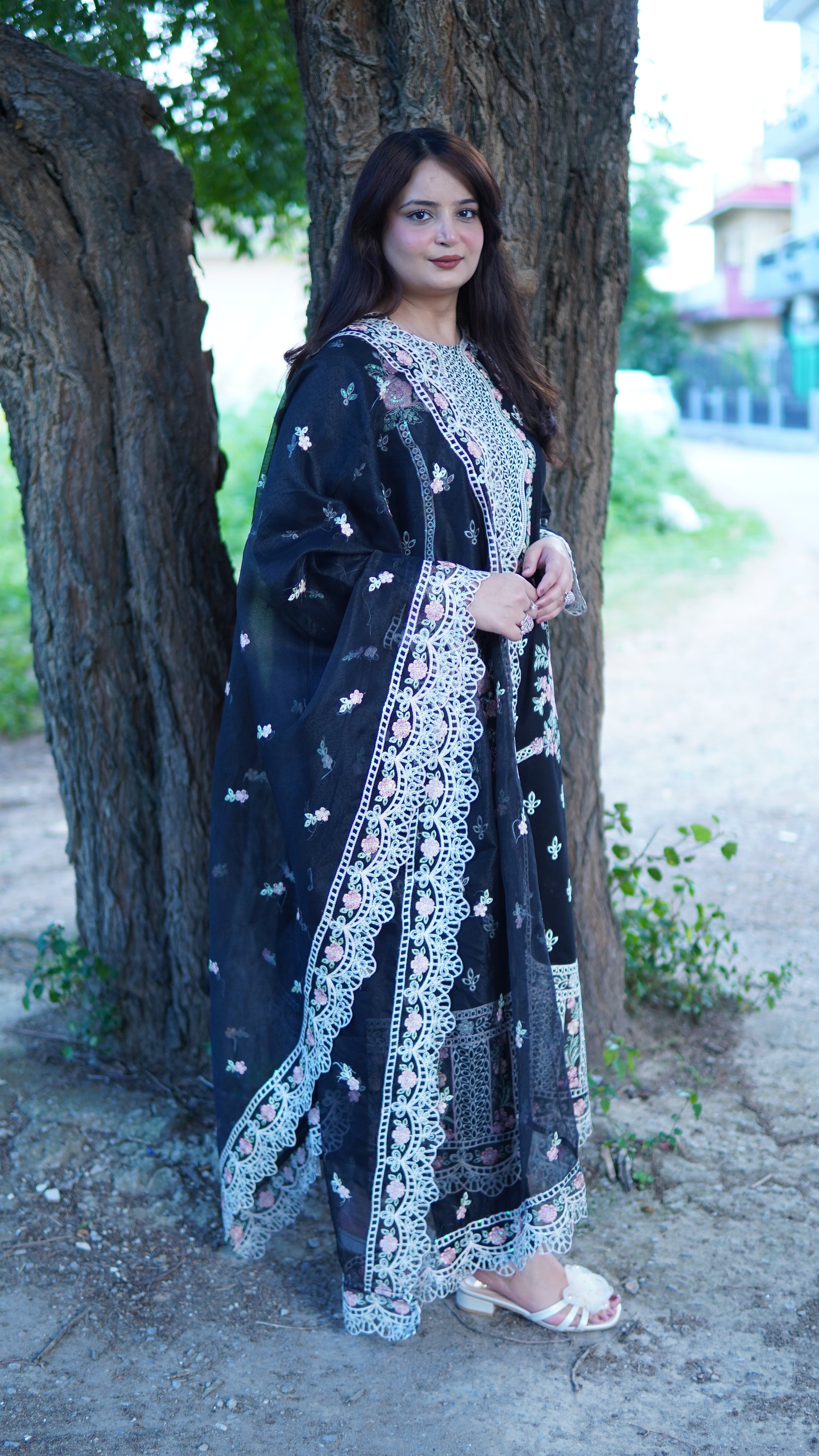 black embroidered pakistani dresses A black shalwar kameez with beautiful embroidery is perfectelegant and eye-catching, adding charm to a classic look @nawazfabrics.pk #dress#dressoftheday#tradional#fashion#style#fashion#explore#influencer#more#explore [ dress, fashion, pakistani suits