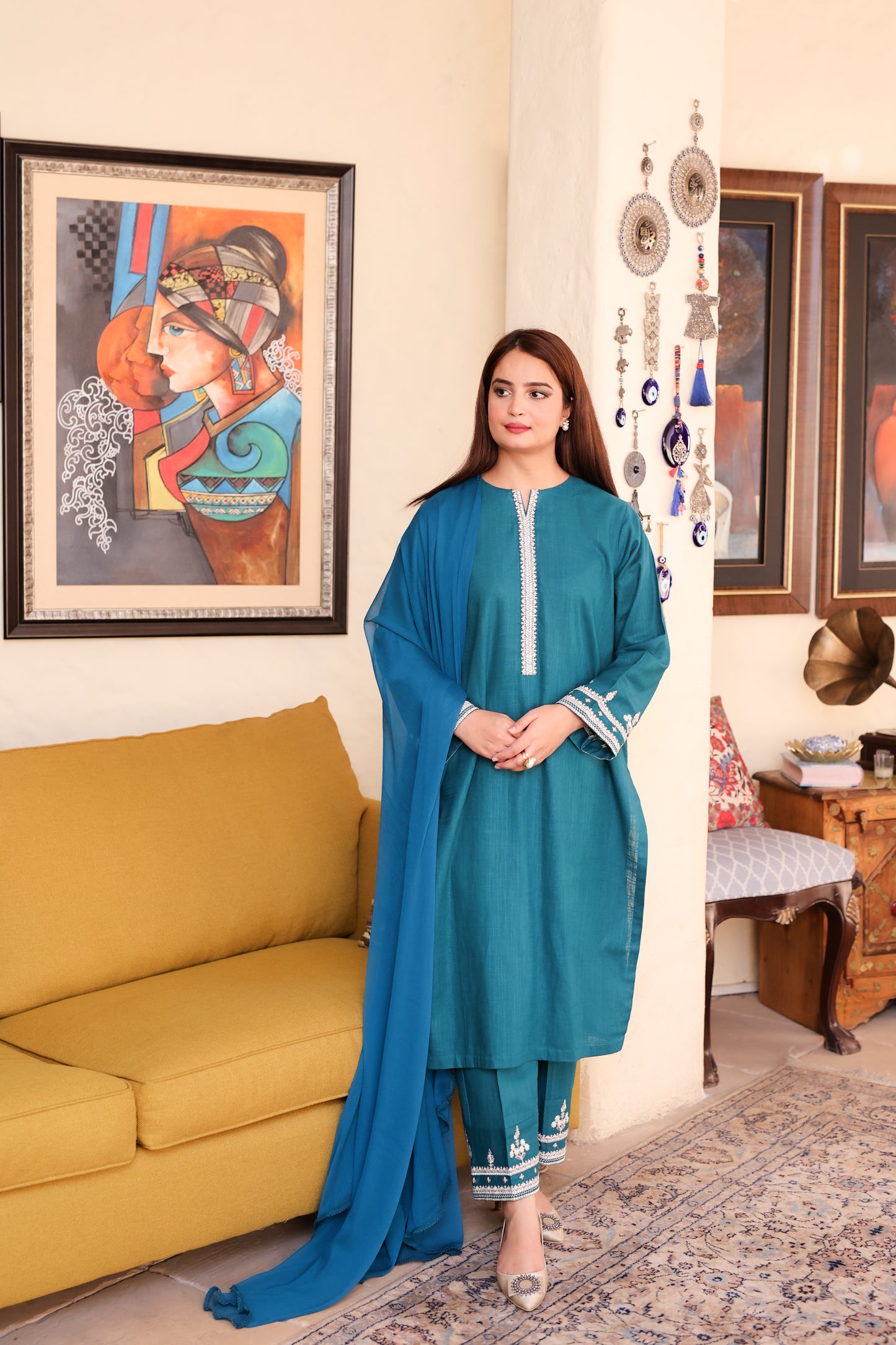 2-Piece Zinc Embroidered Khaddar Stitched Suit - Menaalpret