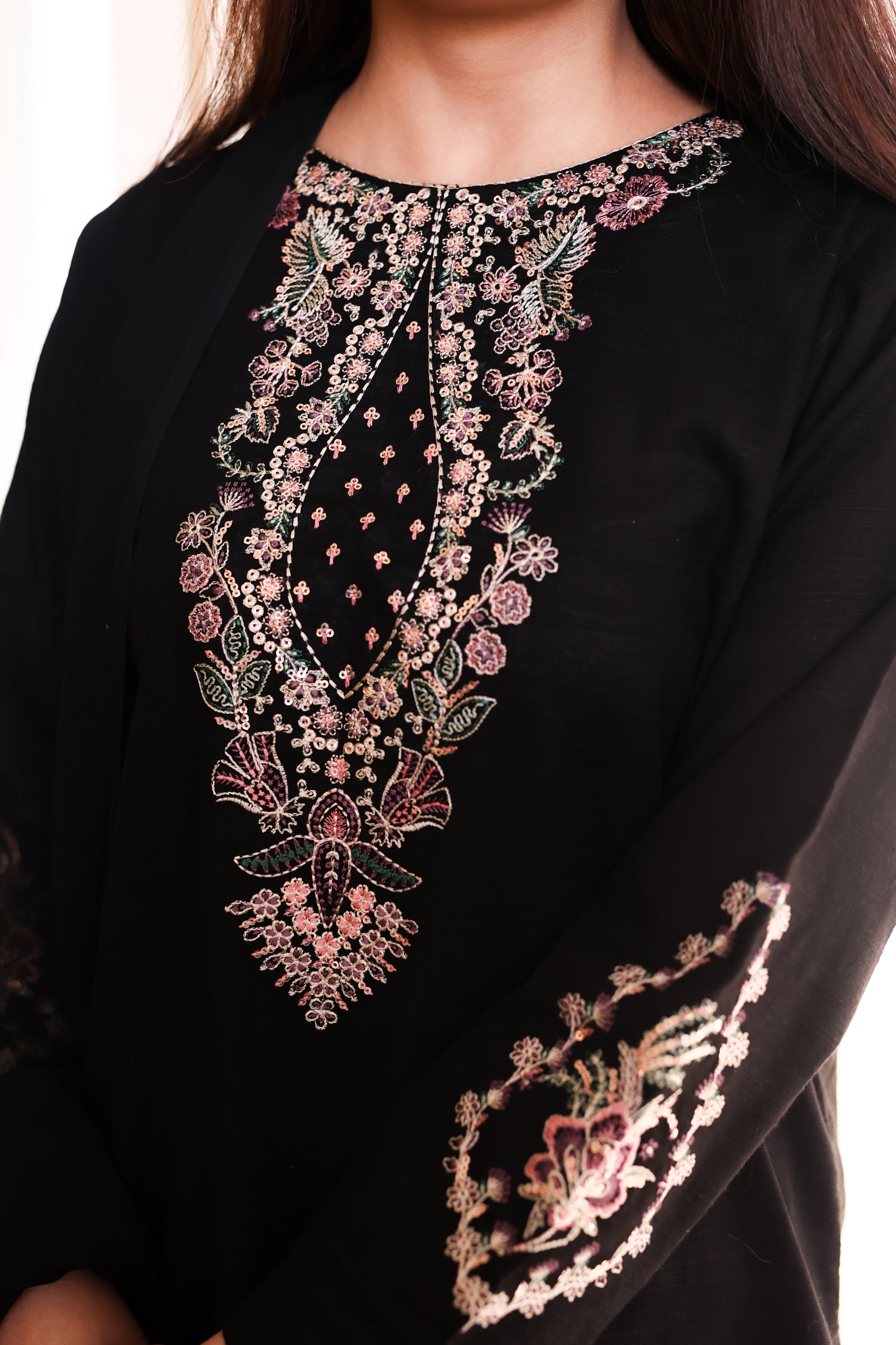 2-Piece Black Embroidered Khaddar Stitched Suit - Menaalpret